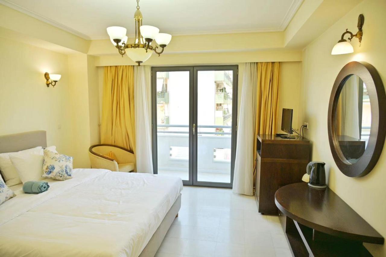 New Times Home & Hotels Near Metro Station Athens Center エクステリア 写真
